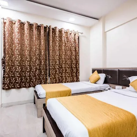 Hotel Bloom Residency