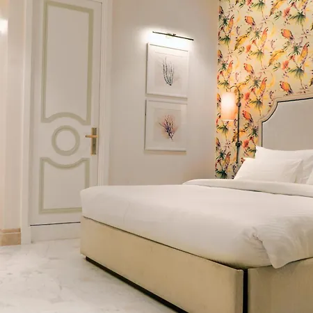 Harbour View Colaba Hotel 3*