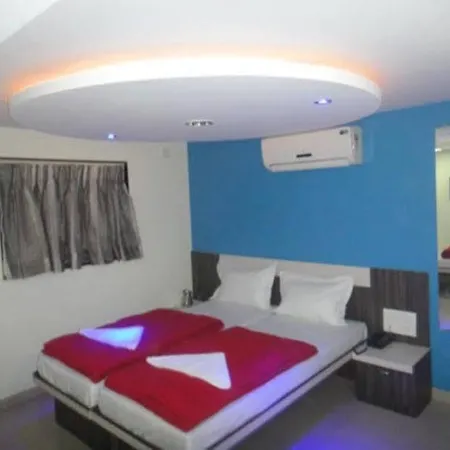 Lodge Blue Orchids Executive Mumbai