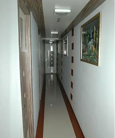 Guest house Nice Guest House Mumbai