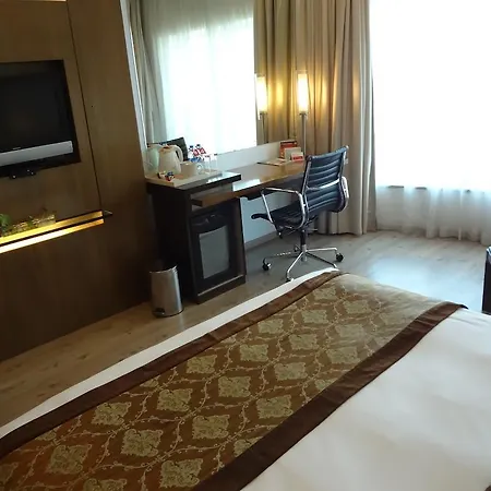 Ramada Powai & Convention Centre Mumbai