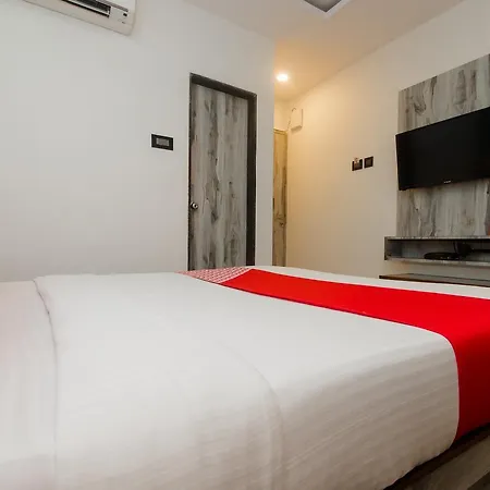Hotel Oyo 6719 Atlas Grand Mumbai