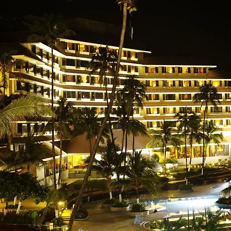 Hotel The Retreat & Convention Centre