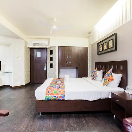Fabhotel Savoy Airport Hotel
