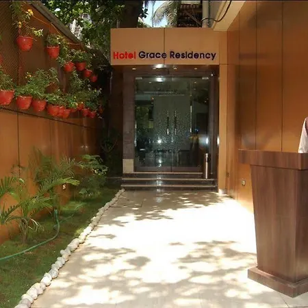 Hotel Grace Residency 3*