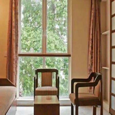 Diplomat, Colaba 3* Mumbai