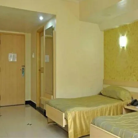 Diplomat, Colaba Hotel