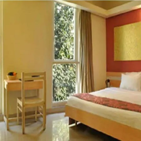 Diplomat, Colaba 3* Mumbai