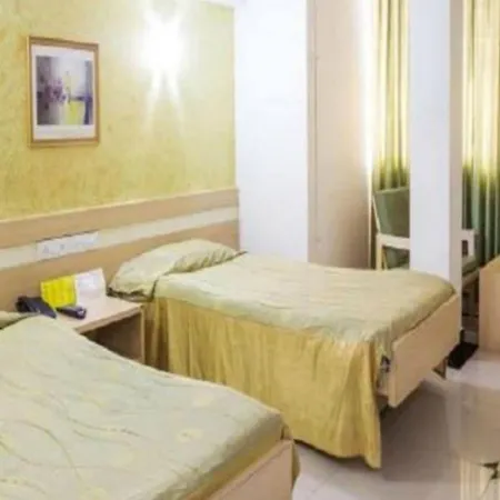 Hotel Diplomat, Colaba 3*