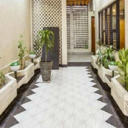 Diplomat, Colaba 3*