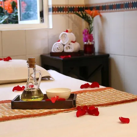 Aparthotel Grand Residency & Serviced 4*