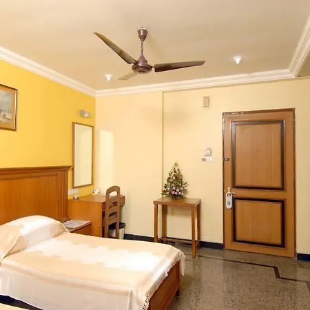 Park View, Hotel