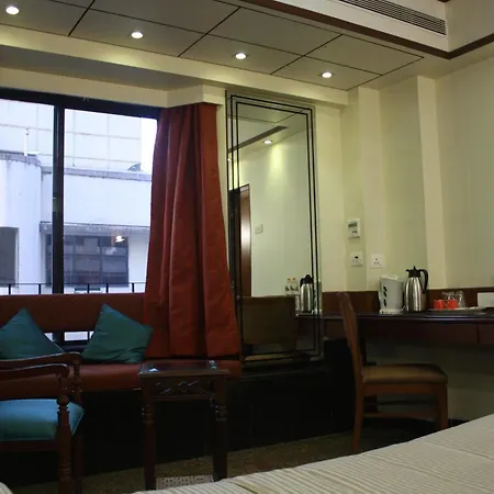 Kings International Juhu Hotel