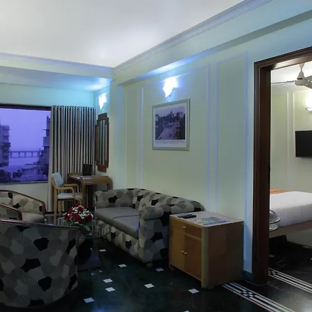 Hotel Hiltop Mumbai