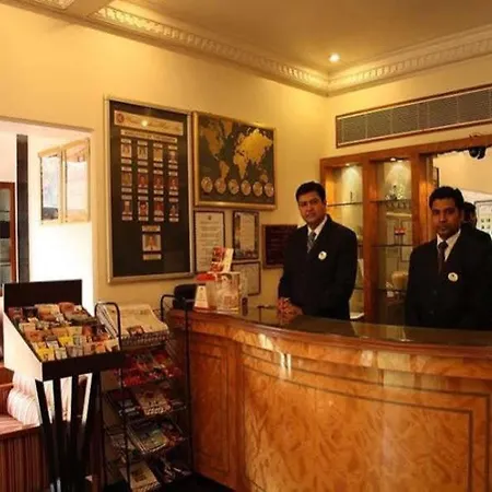 Ramee Guestline Khar Hotel 3*
