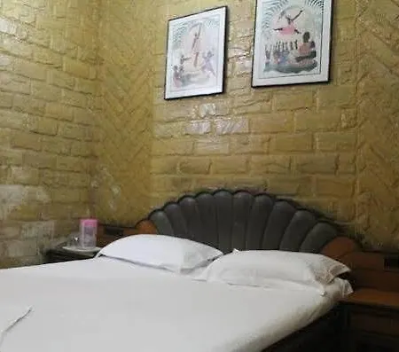 Hotel Everest Mumbai
