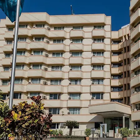 Hotel The & Powai 4*