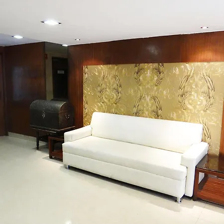 Hotel Lucky Bandra Mumbai