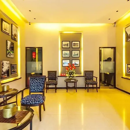 Landmark Hotel 2*