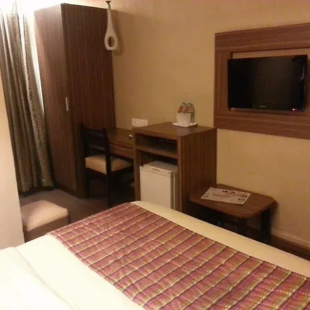 Landmark Hotel