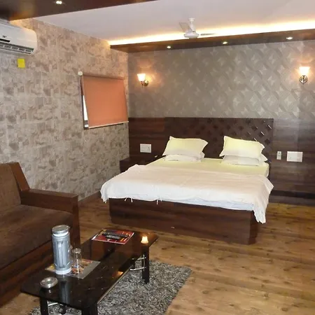 Regal Palace Hotel 3*