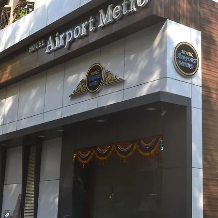 Collection O Airport Metro Andheri East 3*