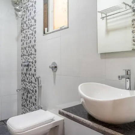 Hotel Oyo 11441 Casa Roomz Powai