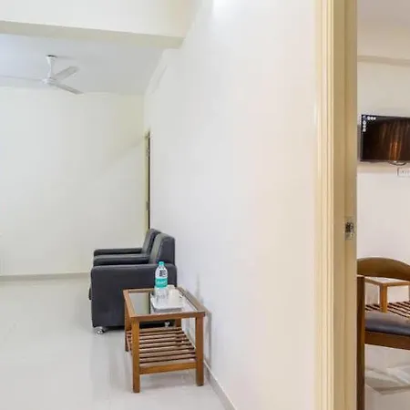 Oyo 11441 Casa Roomz Powai Hotel 3*