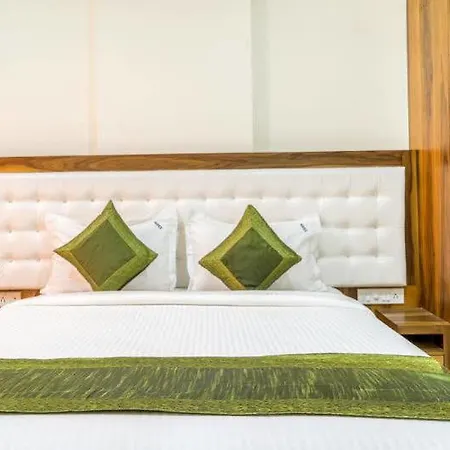 Hotel Oyo 11441 Casa Roomz Powai 3*