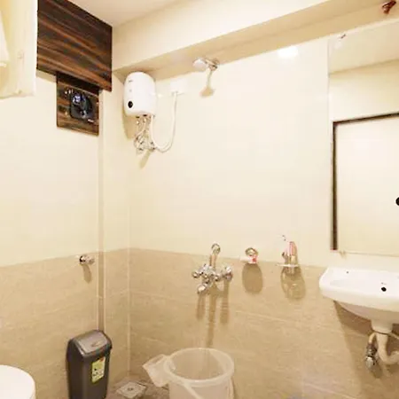 Hotel Fabexpress Annex Executive Andheri East 3*