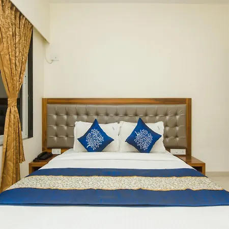 Oyo 11441 Casa Roomz Powai 3*