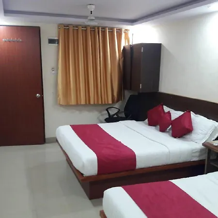 Sai Leela Residency Hotel 2*