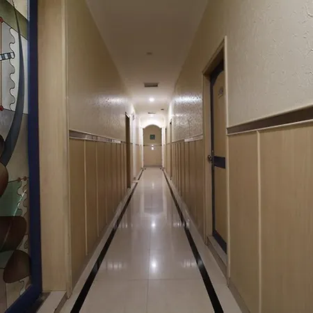 Hotel Ripon Palace
