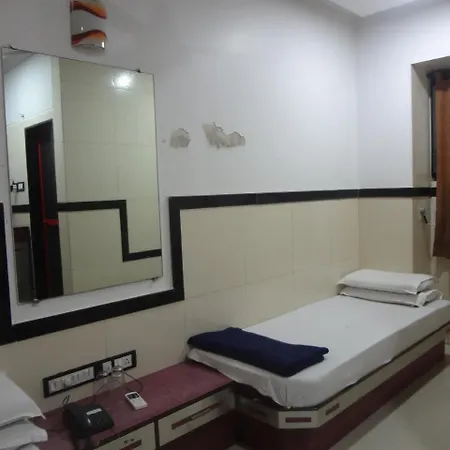 Hotel Swapna International Mumbai