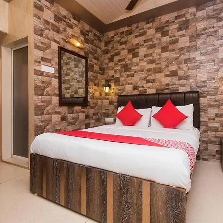 Hotel Oliver, Colaba