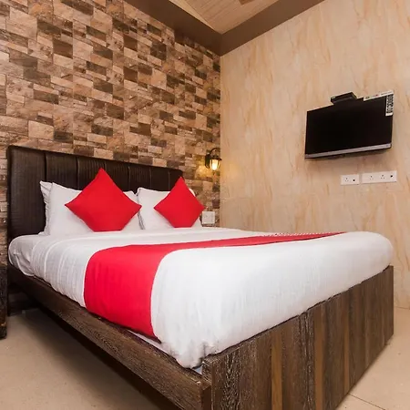 Hotel Oliver, Colaba Hotel