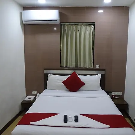 Sunshine Airport Hotel