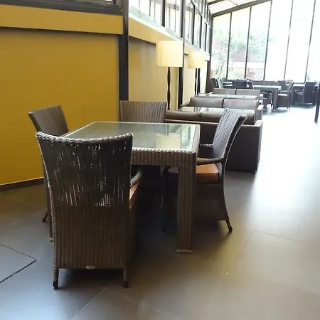 Hotel Z Luxury Residences Mumbai