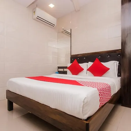 Oyo 7481 Plaza 2* Mumbai