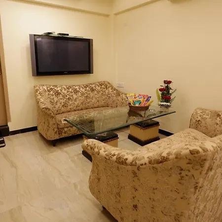 Metro Palace Bandra