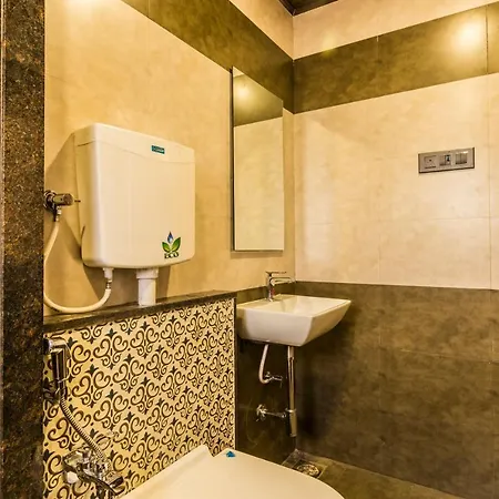Golden Crown 3* Mumbai