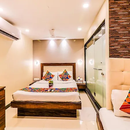 Garden Creek Residency Near Airport 3* Mumbai