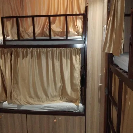 Golden Bed & Breakfast 2*
