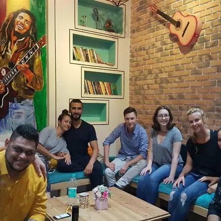 Hostel Staytion Dorm- A Backpackers Mumbai