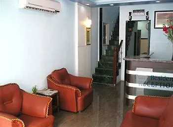 Hotel Pearl Residency 2*