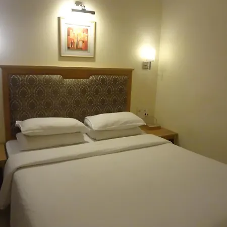 Hotel Solitaire 3*