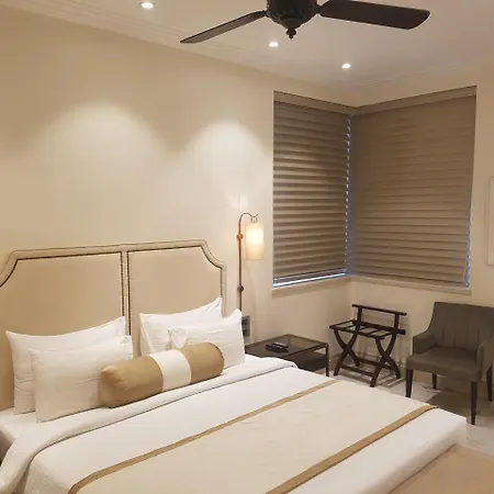 Harbour View Colaba