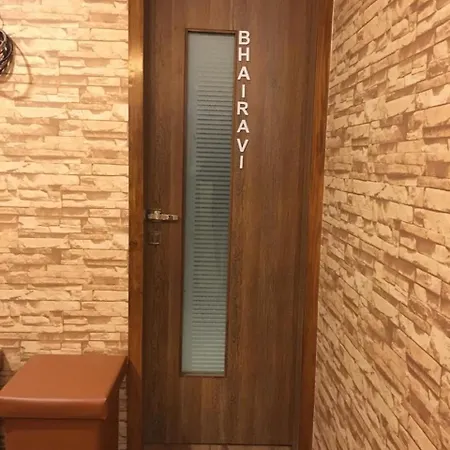Hostel Ample