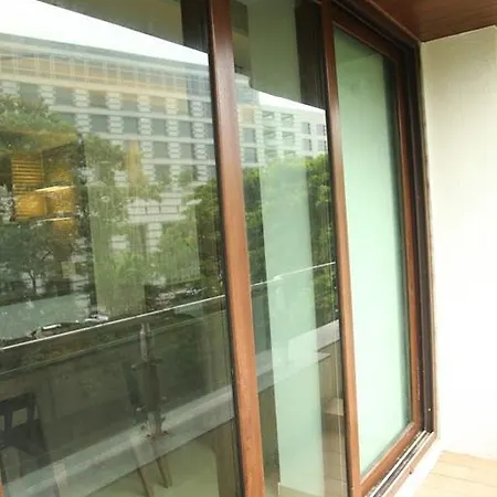 Laurent & Benon - Santacruz East Aparthotel 5*