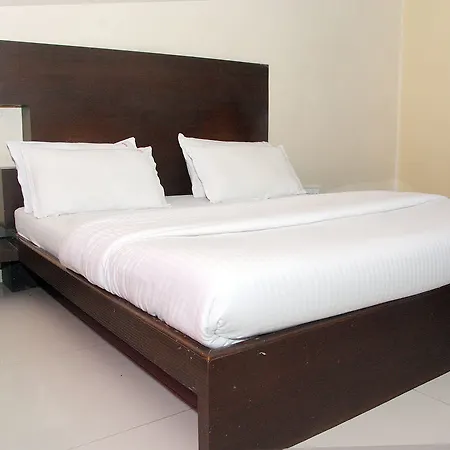 Hotel Fabhotel Kamran Residency - Nr Lbs Marg